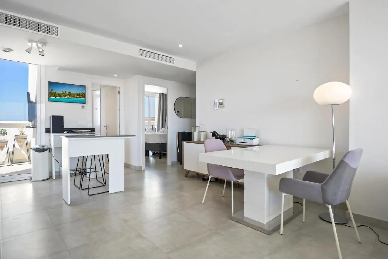 Stunning Apartment In La Cala De Mijas By Costarentals - Ref 230